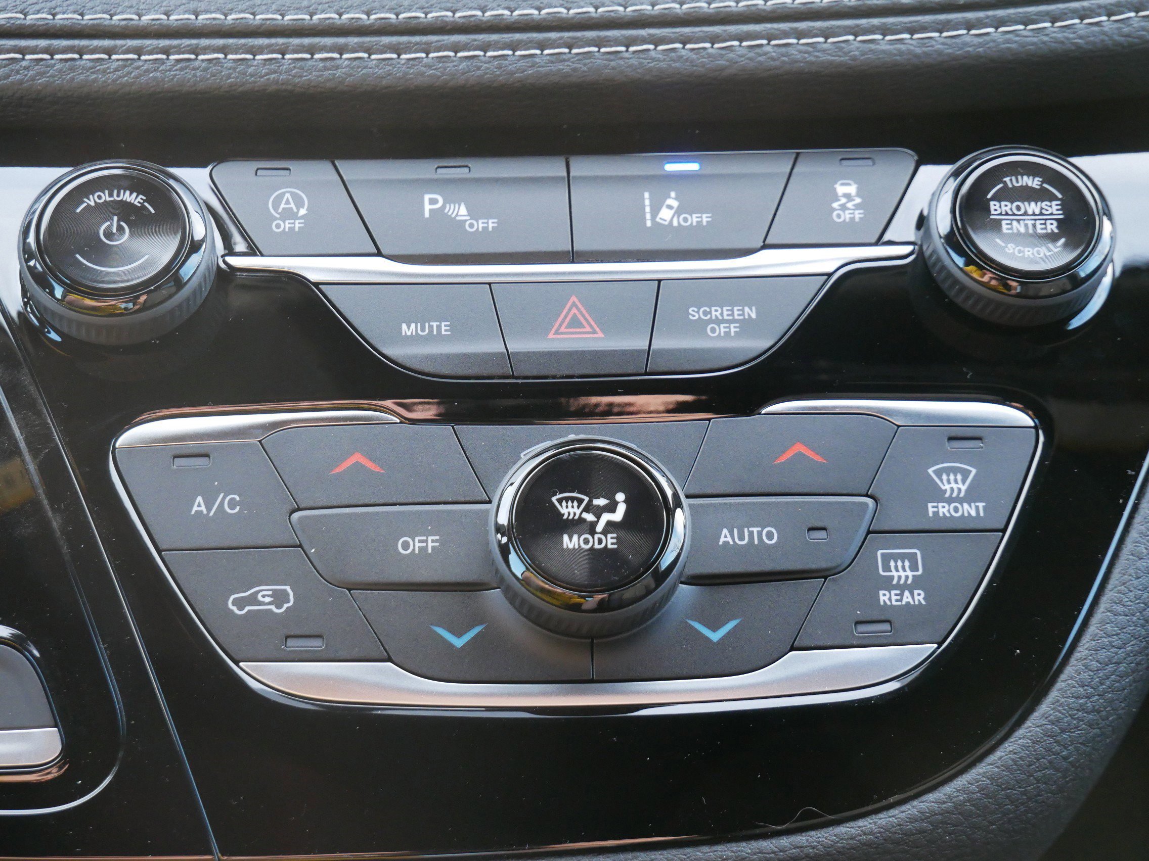 New 2026 Chrysler Pacifica Select image 18