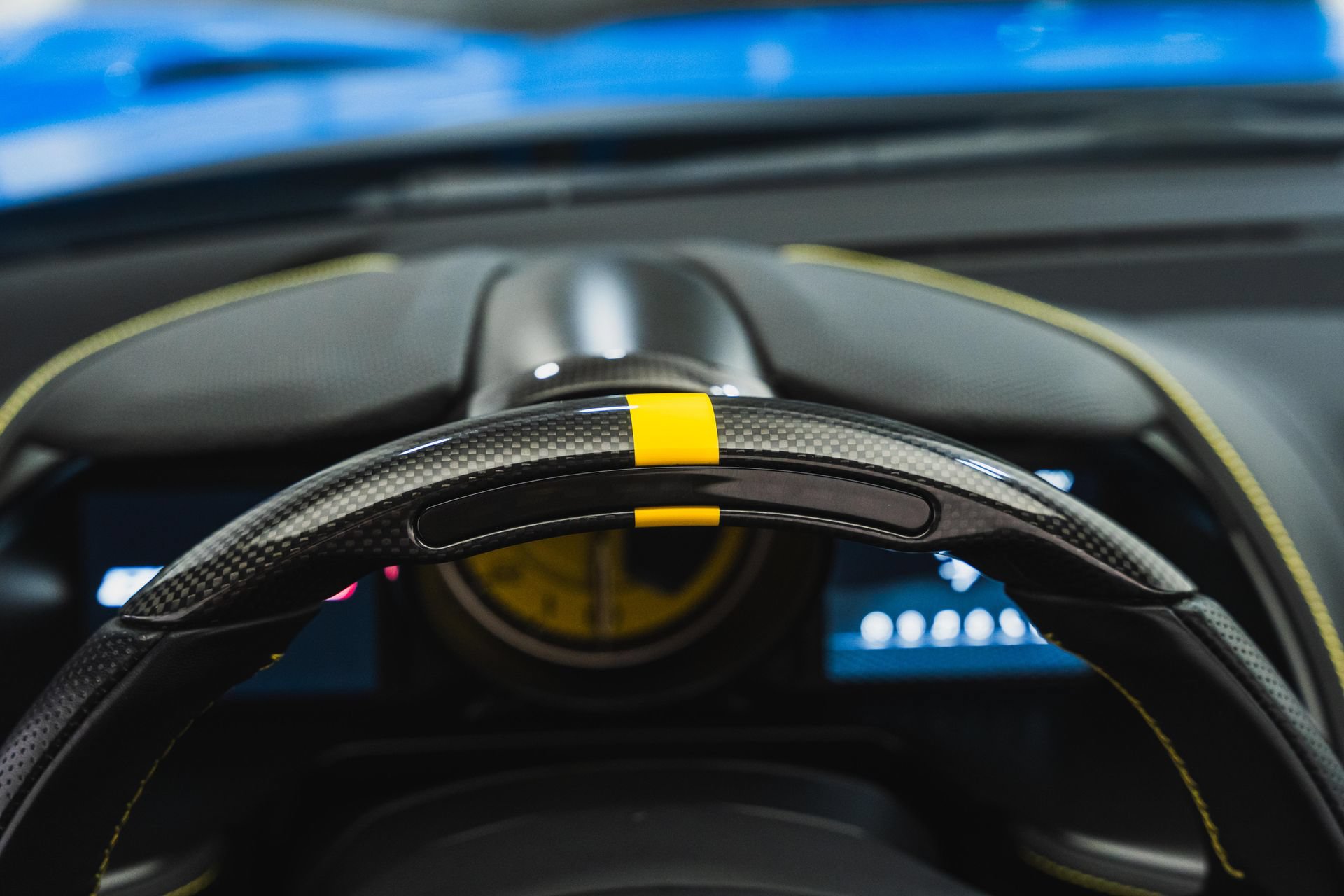 Used 2022 Ferrari 812 GTS RWD image 48