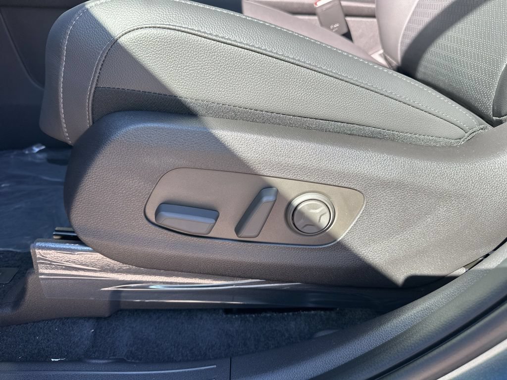 New 2026 Kia Carnival SX Prestige FWD image 17