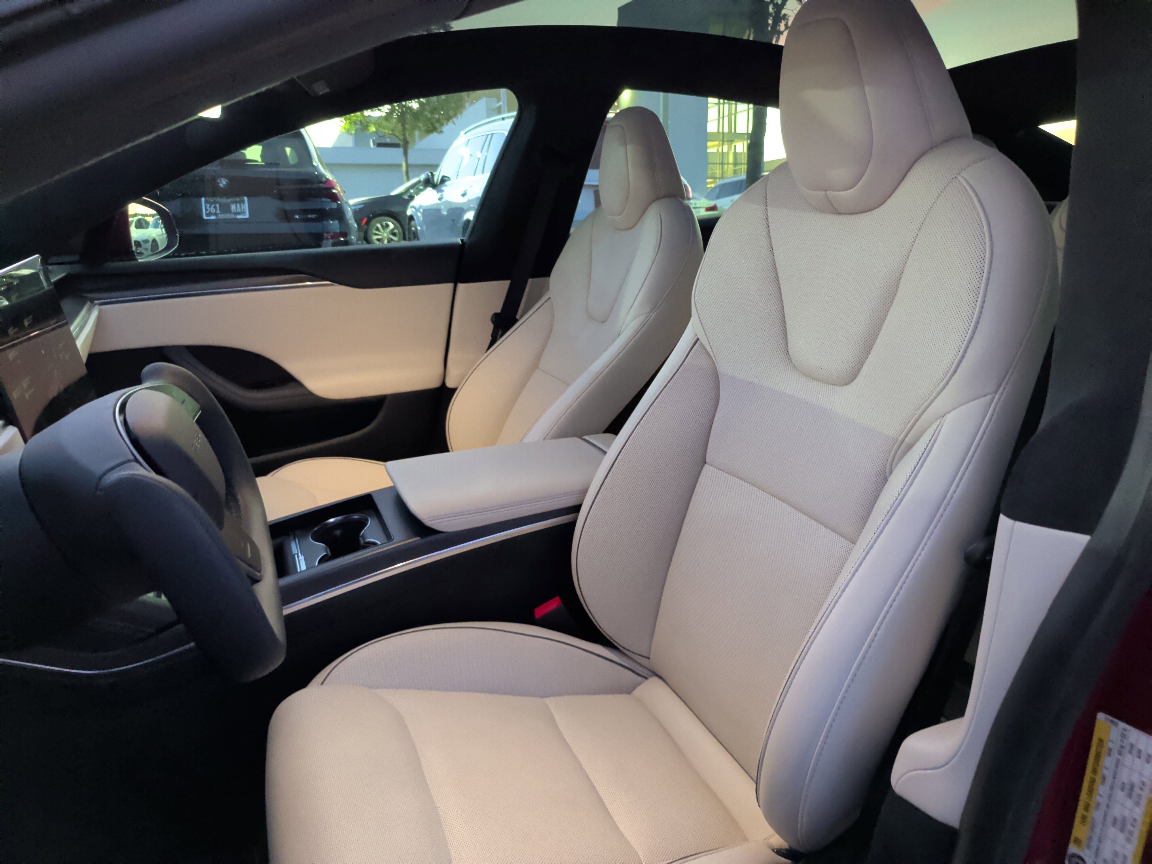 Used 2023 Tesla Model S Plaid image 23