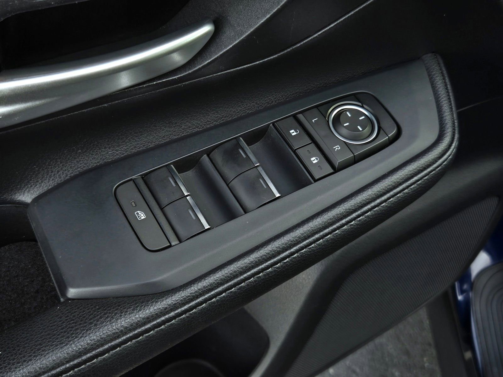 Certified 2024 Toyota Grand Highlander XLE image 10