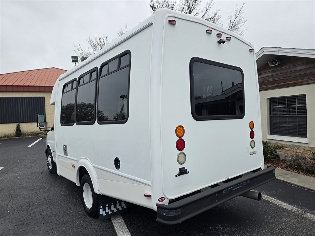Used 2016 Chevrolet Express 3500 w/ Shuttle Bus Package image 3