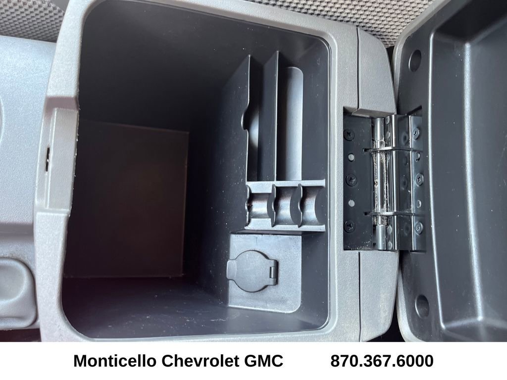 Used 2018 Nissan Frontier SV image 25