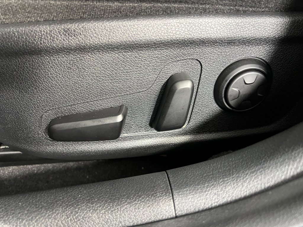 Used 2021 Kia Stinger GT-Line image 23