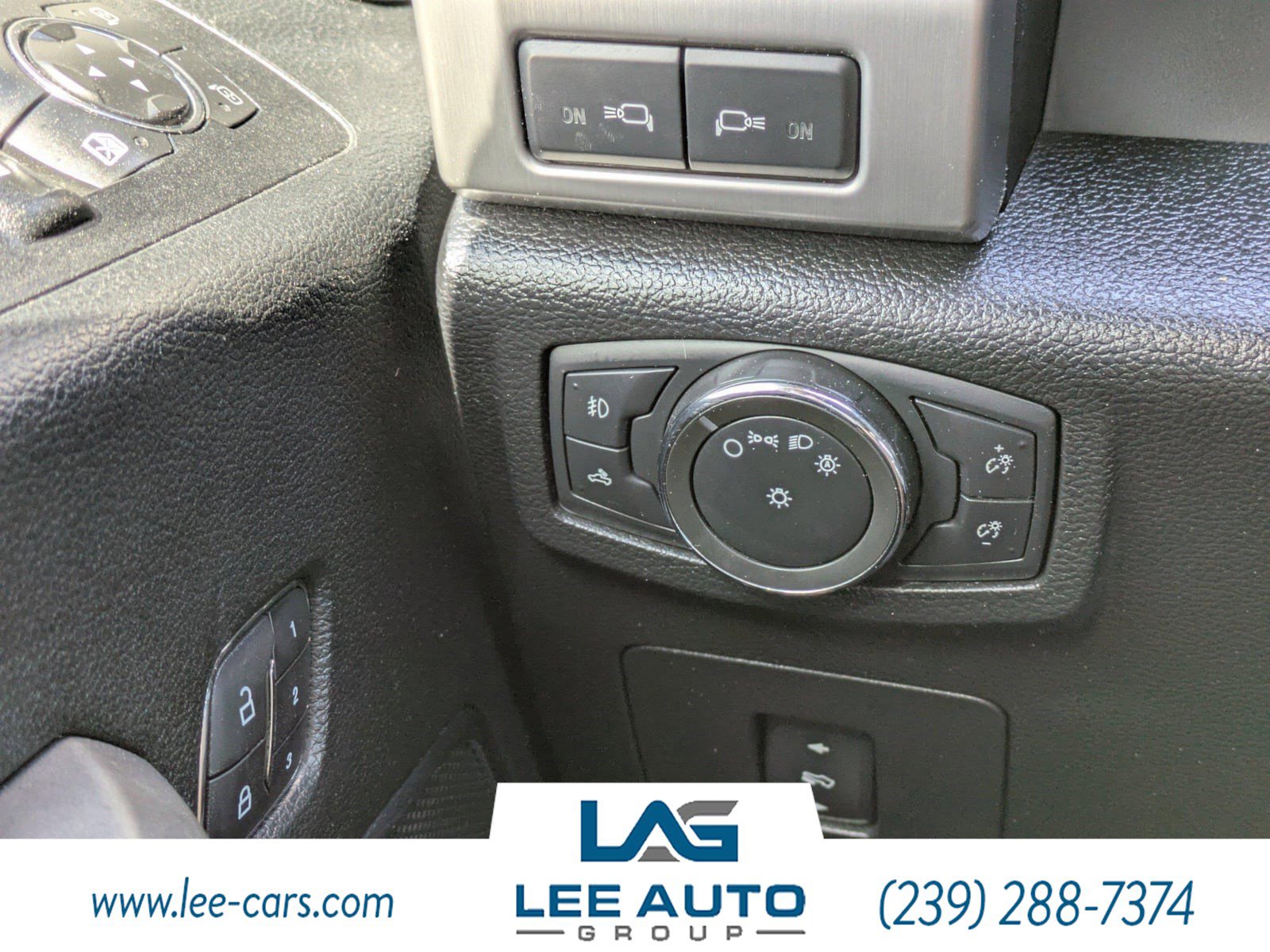 Used 2015 Ford F150 Platinum w/ Trailer Tow Package image 18