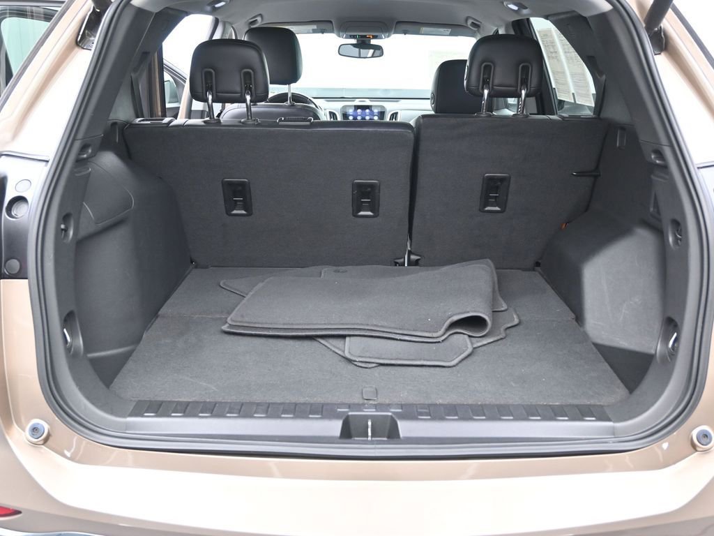 Used 2019 Chevrolet Equinox Premier image 16