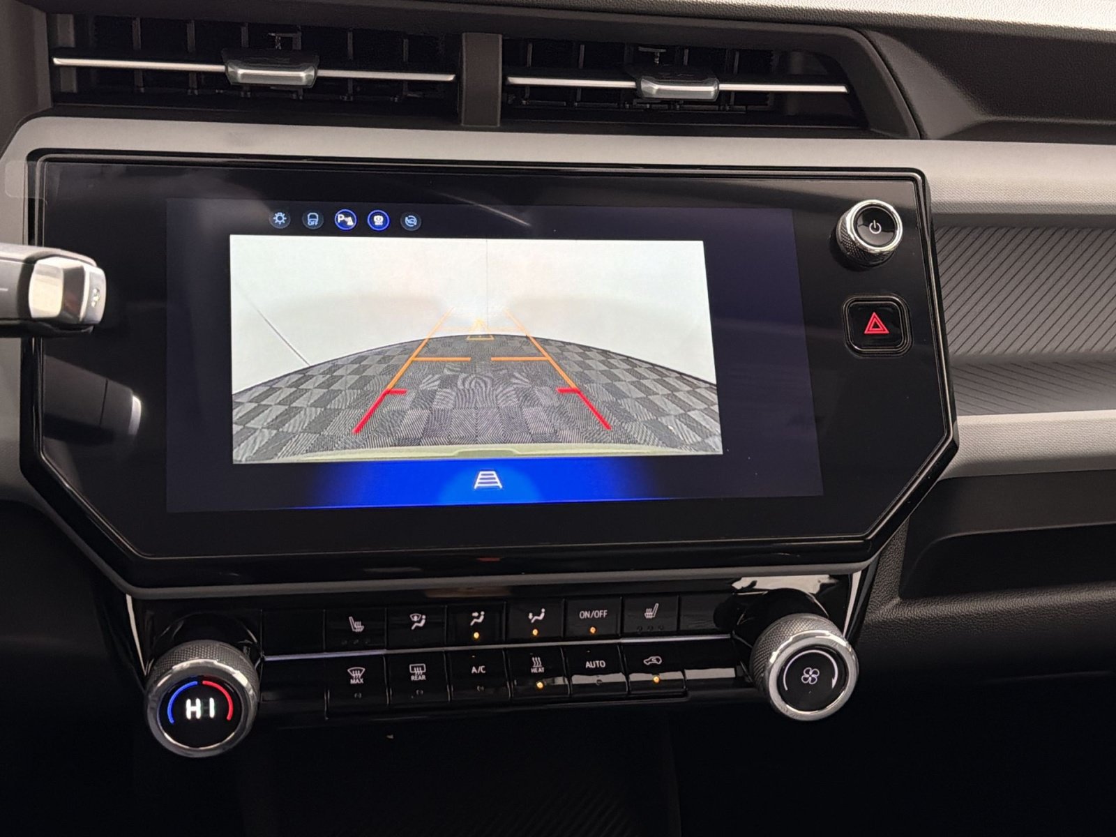 New 2027 Chevrolet Bolt LT w/ Comfort Package FWD image 19