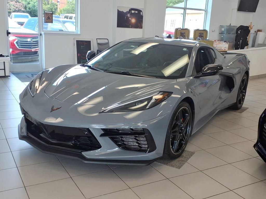 Used 2025 Chevrolet Corvette Stingray Preferred Cpe w/ Battery Protection Package RWD image 6