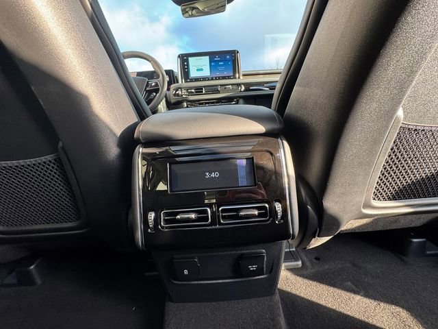 New 2026 Lincoln Aviator Reserve w/ Jet Appearance Package image 16