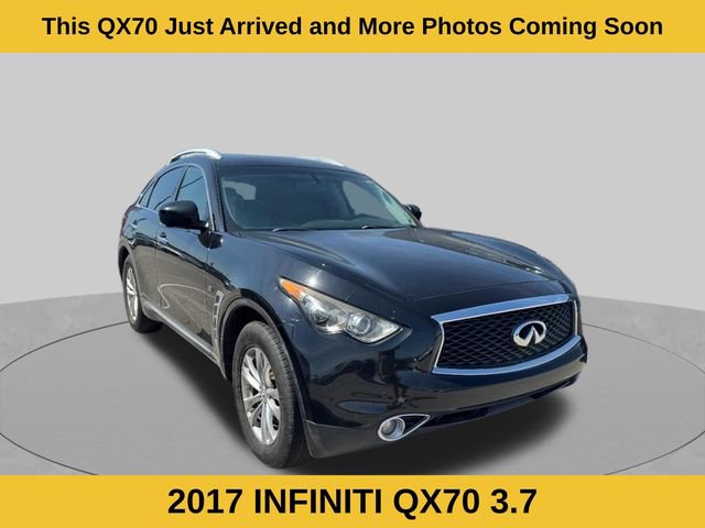 Used 2017 INFINITI QX70 AWD w/ Premium Package image 2
