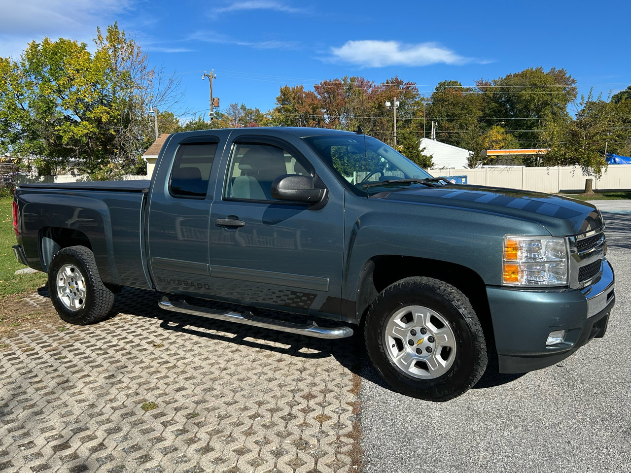 Used 2009 Chevrolet Silverado 1500 LT w/ Power Pack Plus image 9