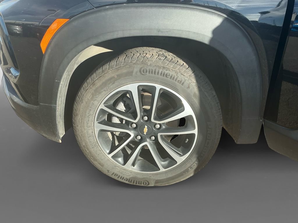 Used 2025 Chevrolet TrailBlazer LT image 14