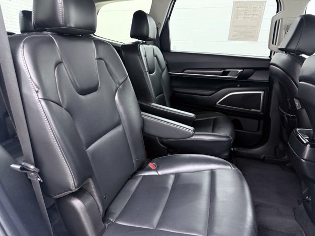 Used 2025 Kia Telluride S AWD/4WD image 19