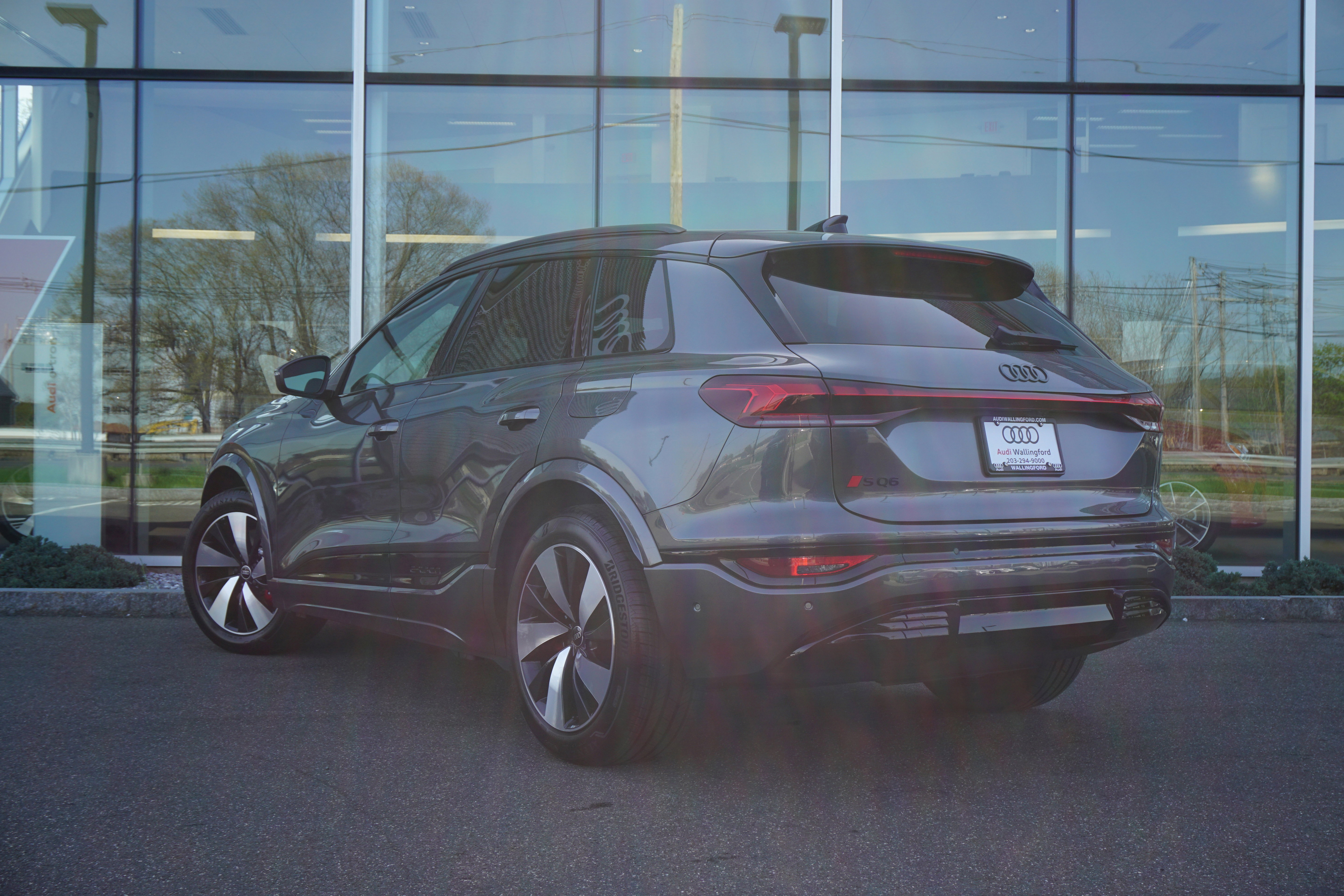 New 2025 Audi SQ6 e-tron Premium Plus image 5