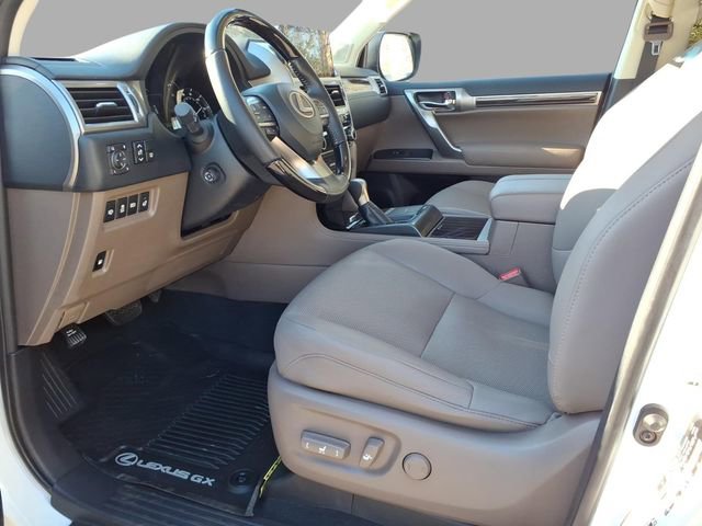 Certified 2023 Lexus GX 460 Premium w/ Premium Package image 17