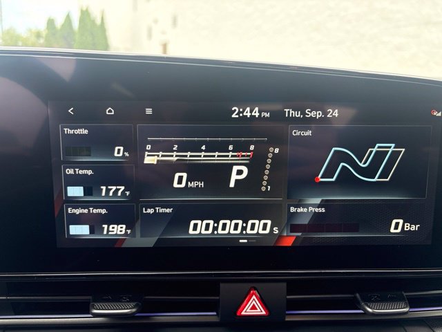 New 2026 Hyundai Elantra N FWD image 17