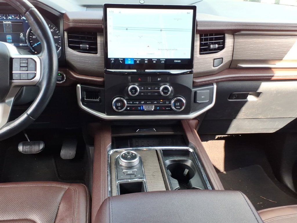 Used 2022 Ford Expedition Limited RWD image 19
