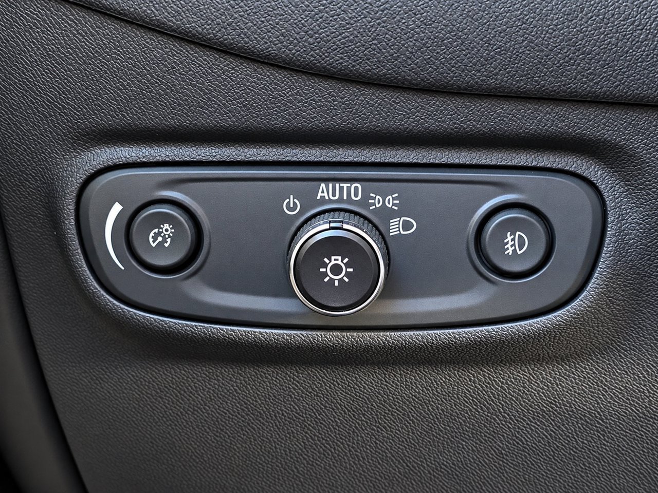 Certified 2020 Chevrolet Equinox LT FWD image 23