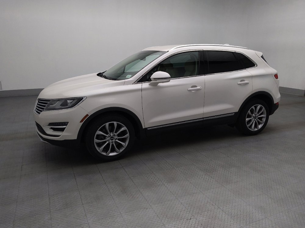 Used 2018 Lincoln MKC Select w/ Select Plus Package FWD image 2