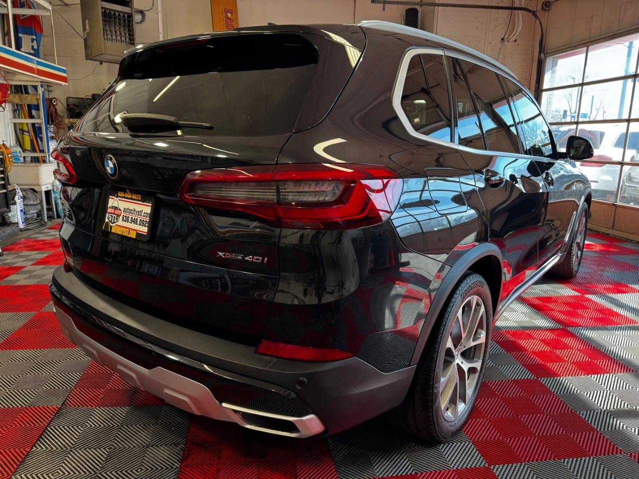 Used 2019 BMW X5 xDrive40i w/ Premium Package 2 image 7