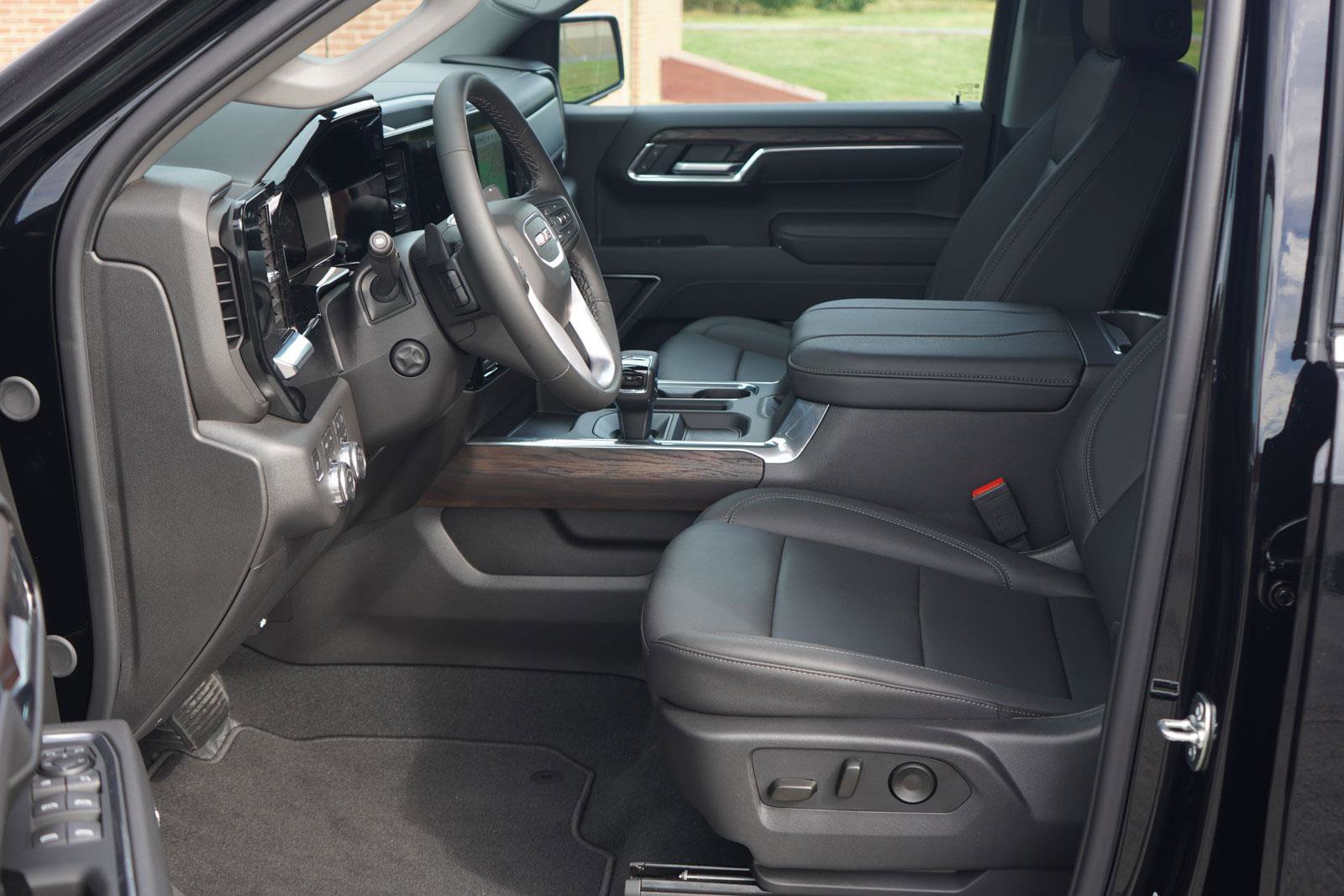 New 2026 GMC Sierra 1500 SLT w/ SLT Premium Package image 24