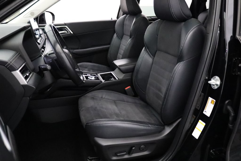 Used 2022 Mitsubishi Outlander SE FWD image 13