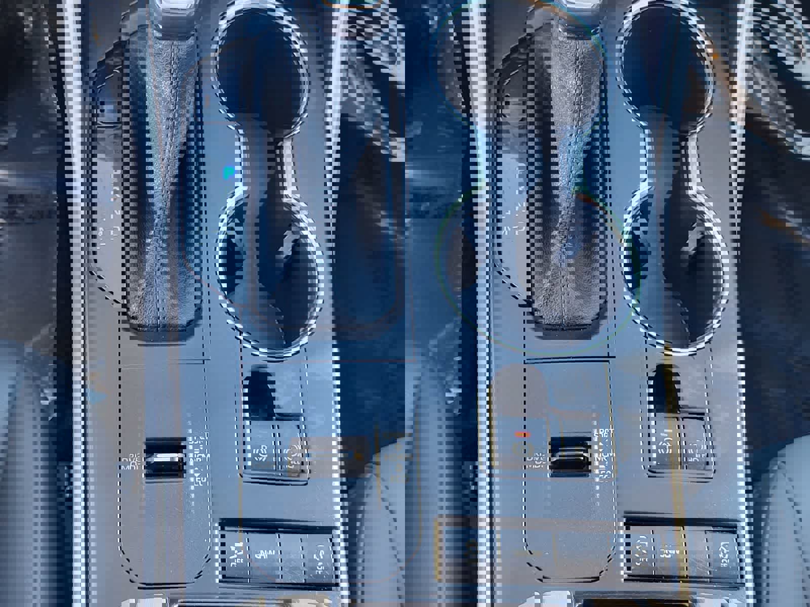 Used 2020 Toyota Highlander XLE image 23