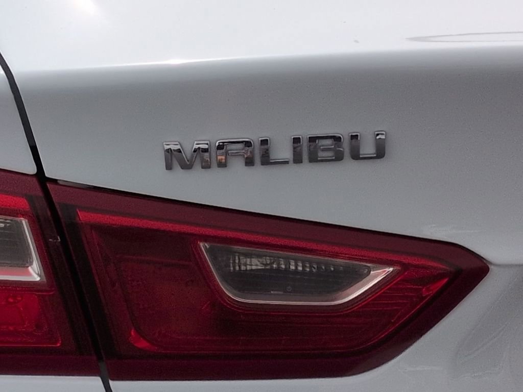 Used 2024 Chevrolet Malibu LT FWD image 17