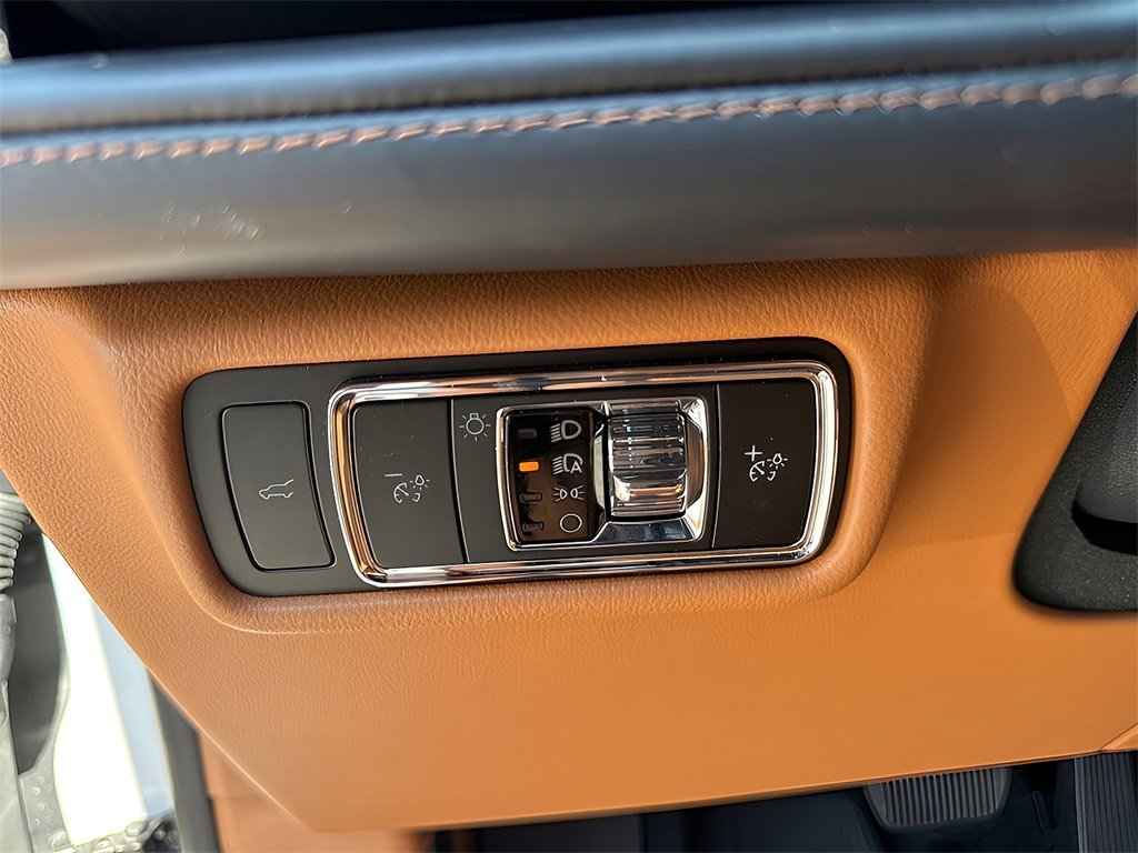 New 2025 Lincoln Aviator Black Label image 19