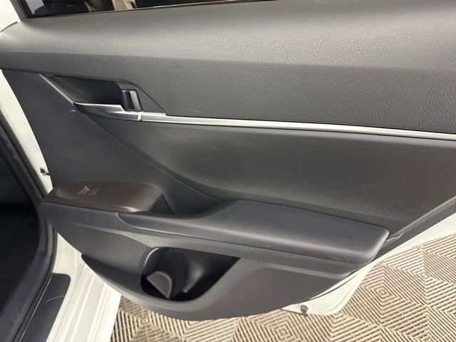 Used 2021 Toyota Camry SE image 26