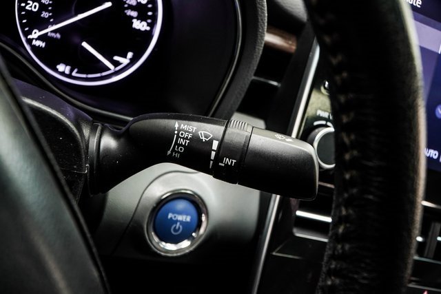 Used 2021 Toyota Avalon XLE w/ Moonroof Package image 35