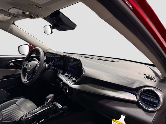 New 2026 Chevrolet Trax LT image 30