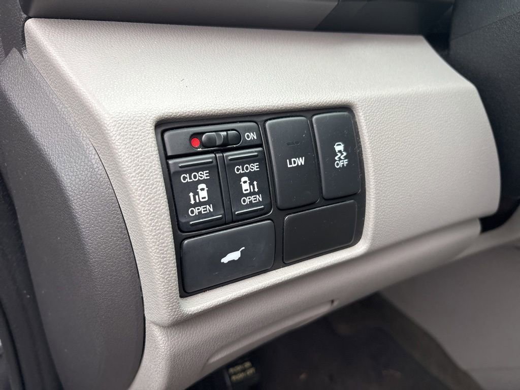 Used 2015 Honda Odyssey EX-L image 19