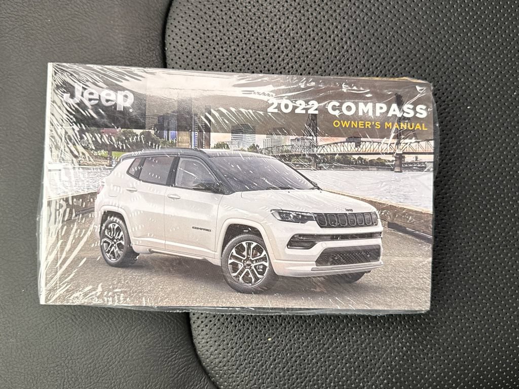 Used 2022 Jeep Compass High Altitude AWD/4WD image 43