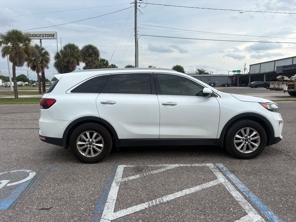 Used 2020 Kia Sorento LX w/ LX I4 Convenience Package FWD image 2