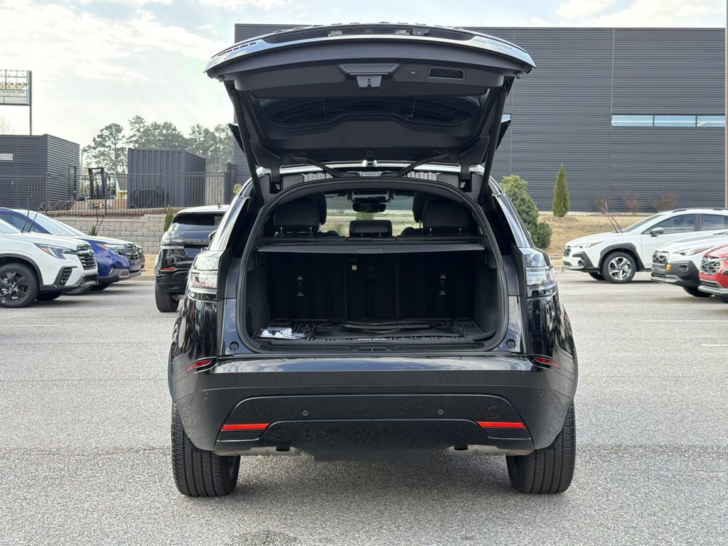 Used 2025 Land Rover Range Rover Velar Dynamic SE image 12