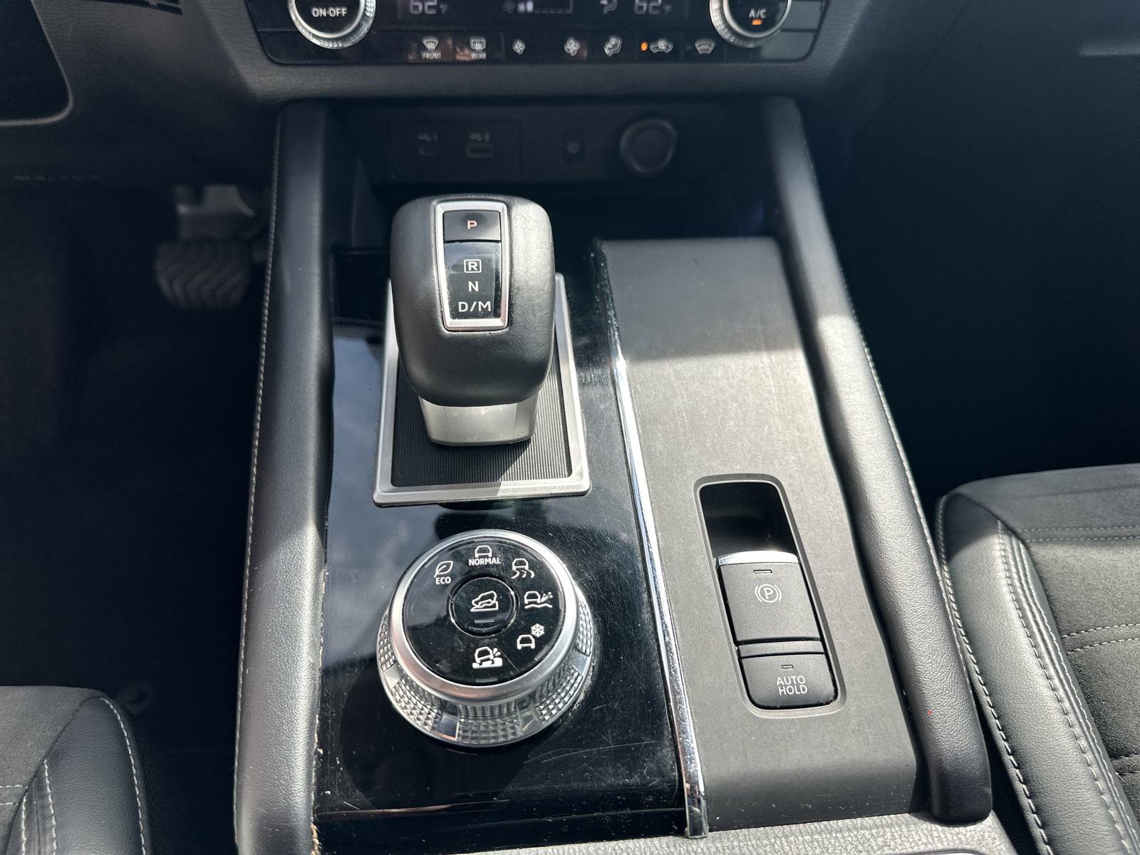 Used 2022 Mitsubishi Outlander SEL Black Edition image 18