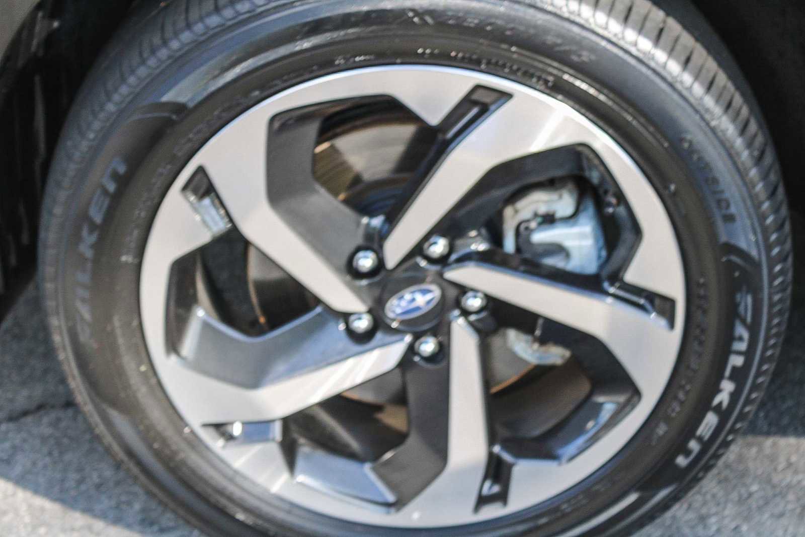 Certified 2023 Subaru Forester Touring AWD/4WD image 10