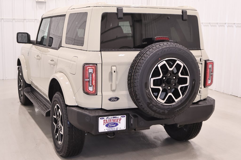 New 2025 Ford Bronco Outer Banks image 6