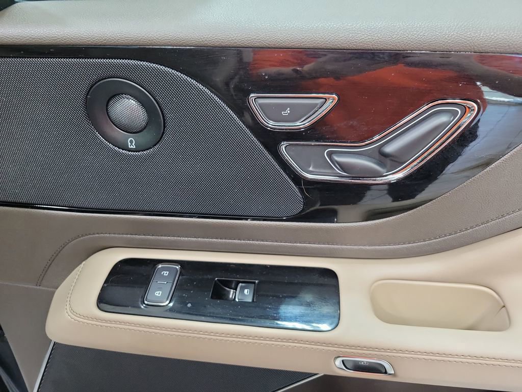 Used 2024 Lincoln Aviator Reserve w/ Elements Package Plus image 25