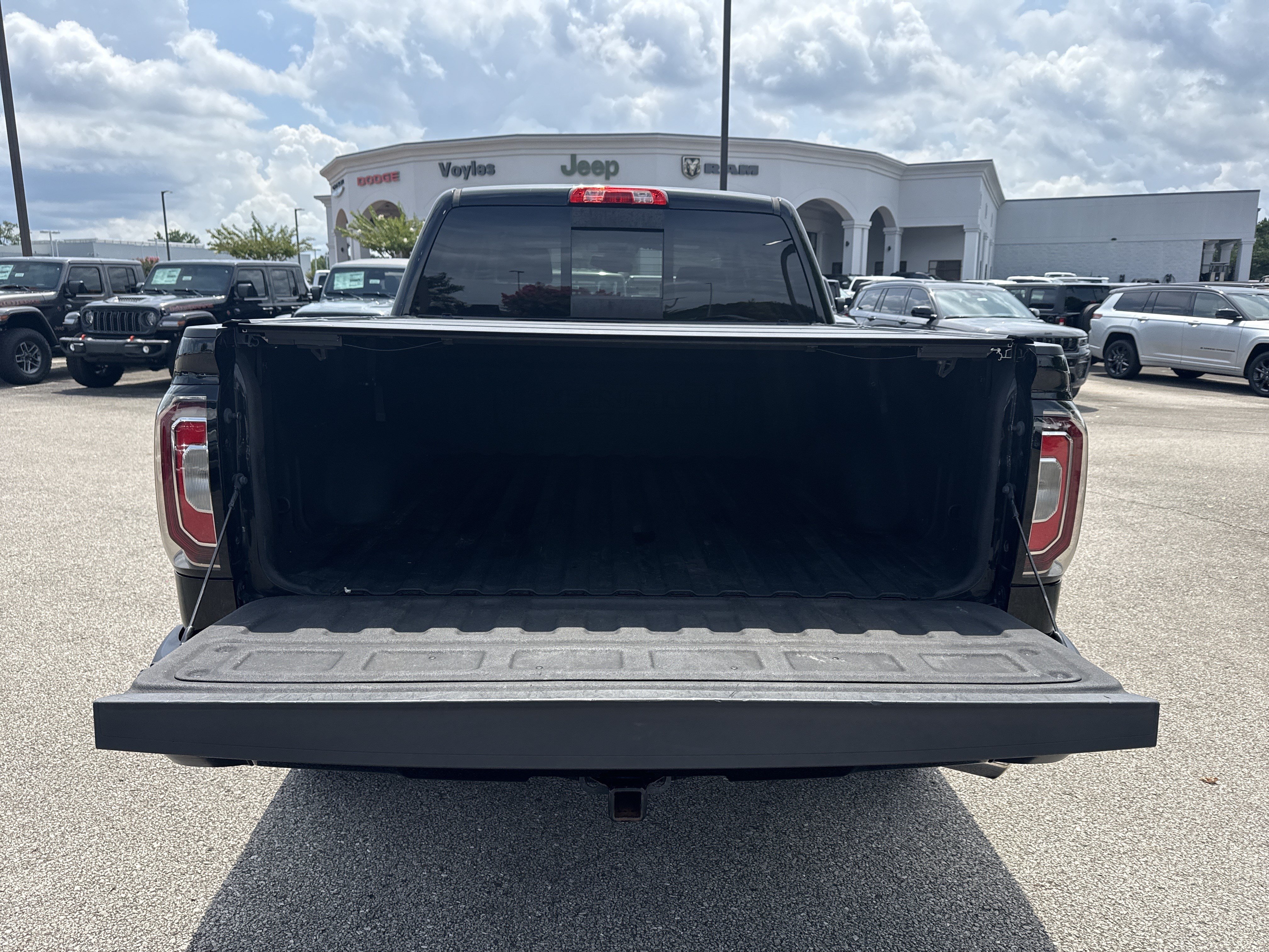Used 2018 GMC Sierra 1500 Denali w/ Denali Ultimate Package AWD/4WD image 19