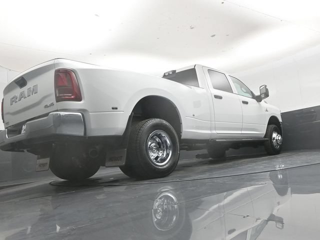 New 2026 RAM 3500 Tradesman AWD/4WD image 40