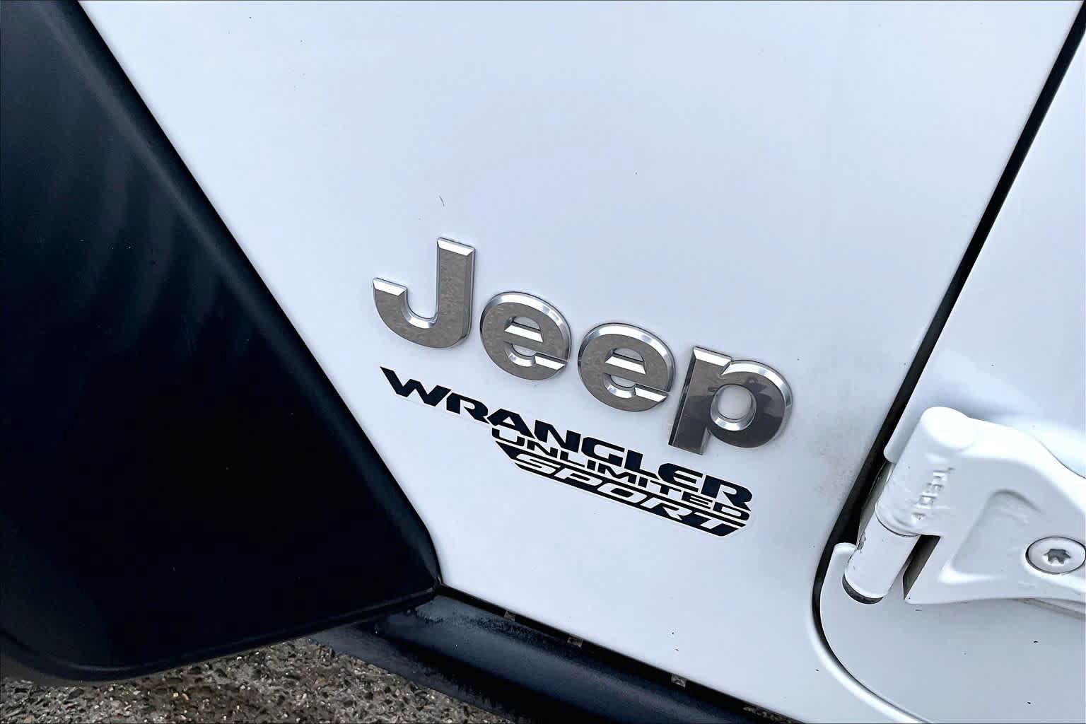 Used 2018 Jeep Wrangler Unlimited Sport S AWD/4WD image 12