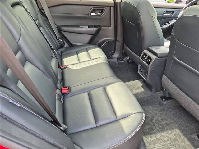 Certified 2023 Nissan Rogue SL w/ SL Premium Package FWD image 20