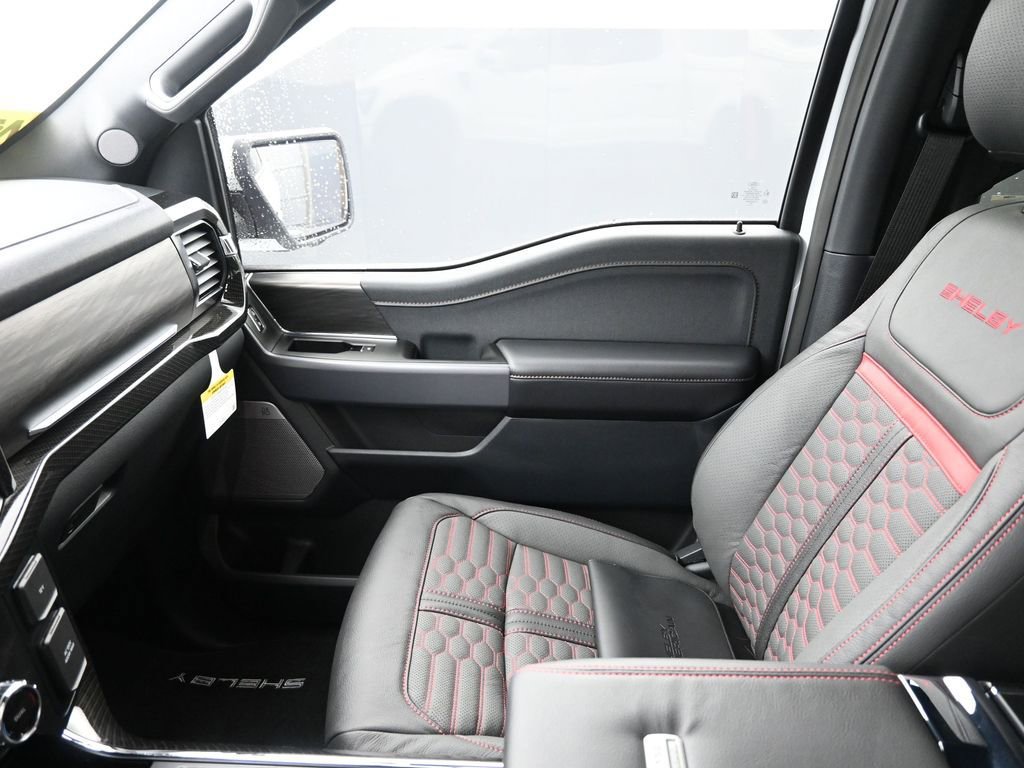 New 2025 Ford F150 Lariat w/ Equipment Group 502A High image 33