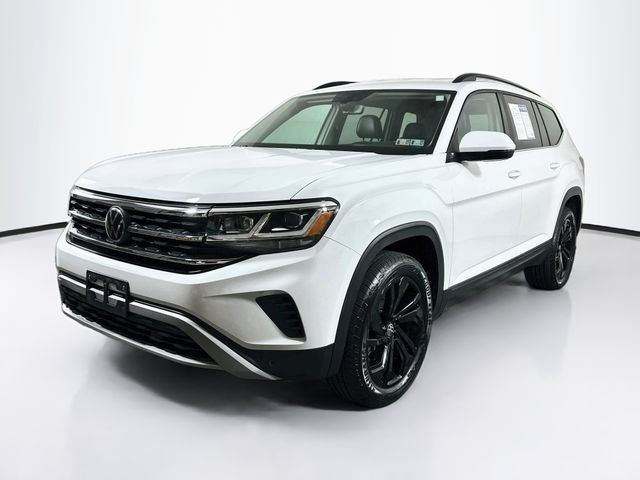 Certified 2023 Volkswagen Atlas SE w/ Black Wheel Package AWD/4WD image 4