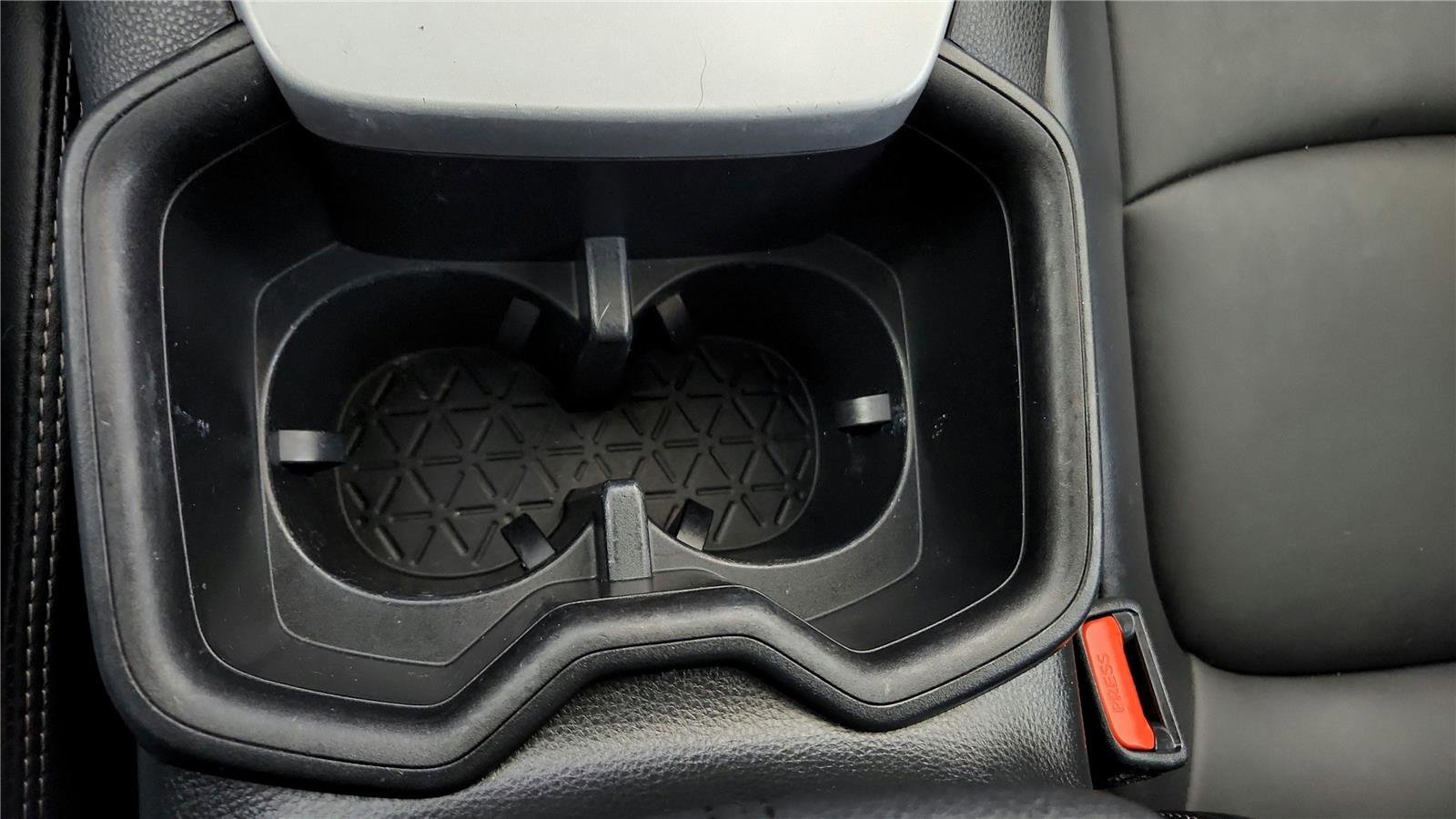 Certified 2023 Toyota RAV4 XLE Premium image 31