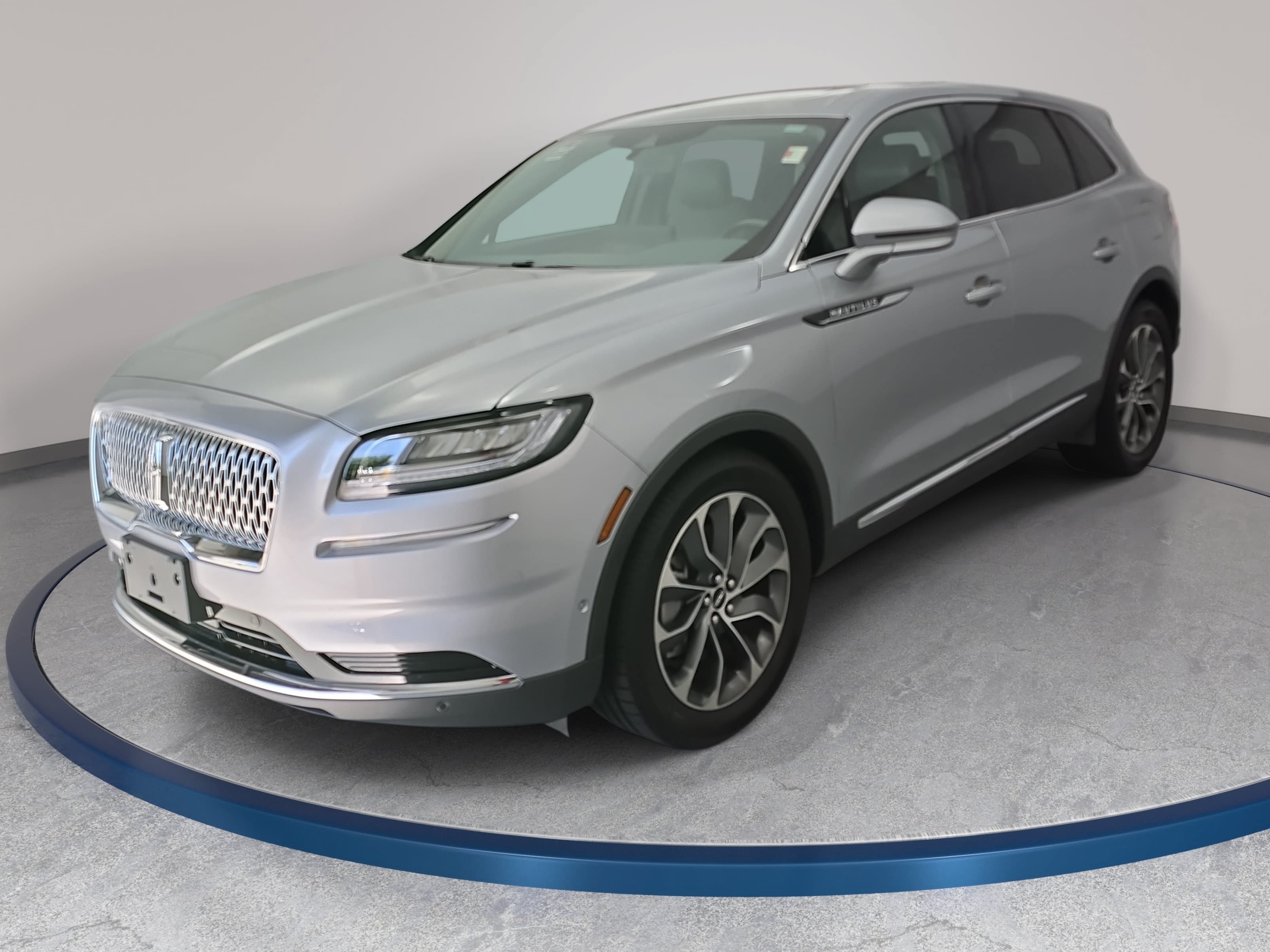 Used 2023 Lincoln Nautilus Reserve w/ Equipment Group 201A AWD/4WD image 1