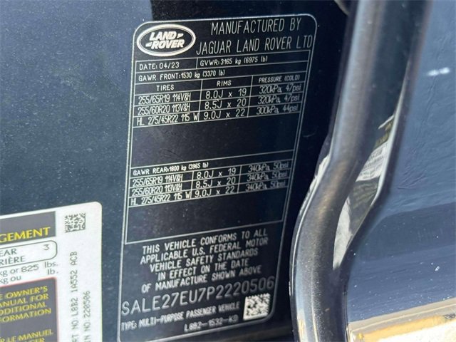 Used 2023 Land Rover Defender 110 X-Dynamic SE image 20