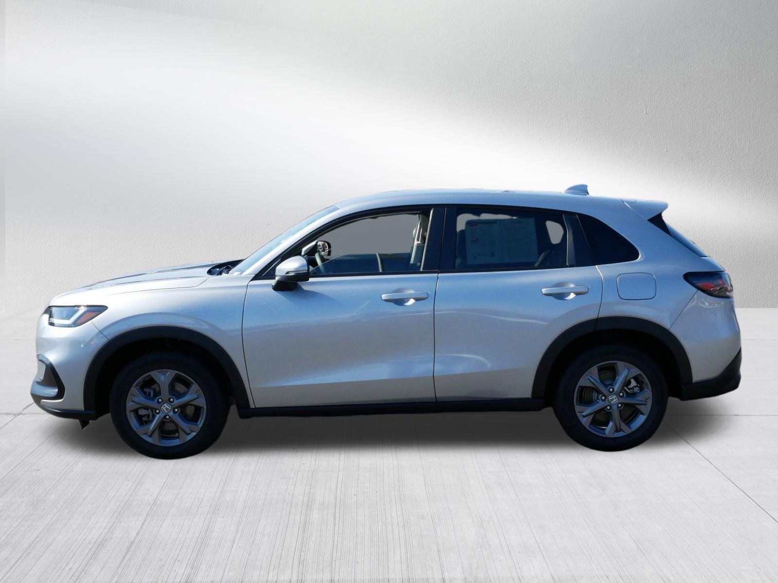 Certified 2026 Honda HR-V LX image 4